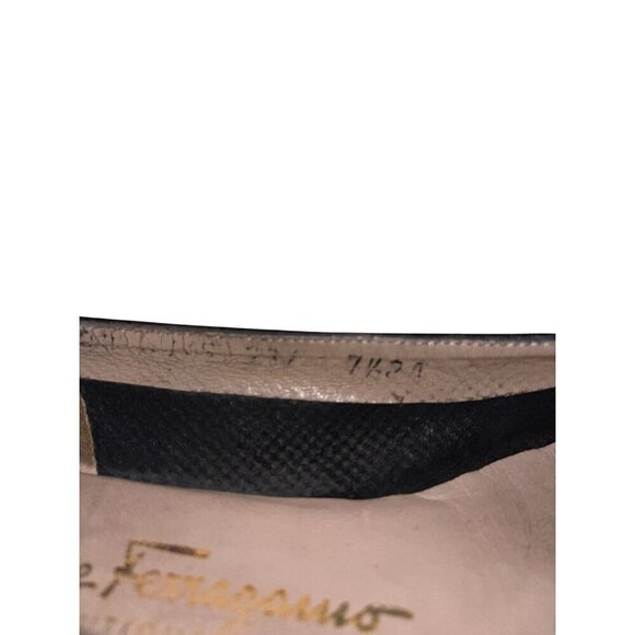 Salvatore Ferragamo Leather Block Heel Pumps Size 7.5 Black Textured & Patent Le - Picture 6 of 7